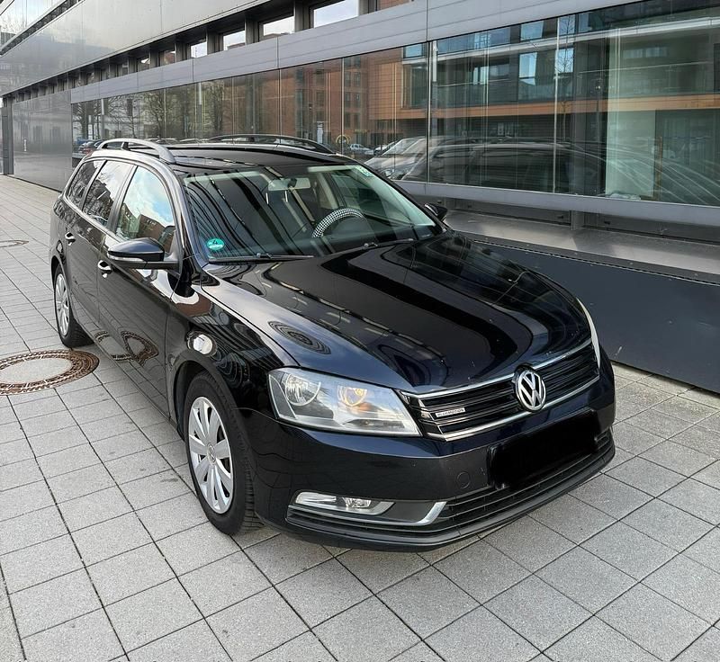 Gebraucht VW Passat 105 PS (77 kW) 2014 Schwarz Kombi