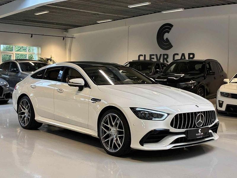 Weiß Gebraucht 2022 Mercedes AMG GT 43 AMG Coupé | 71.202 € (Guter Preis) - Bild 1/4