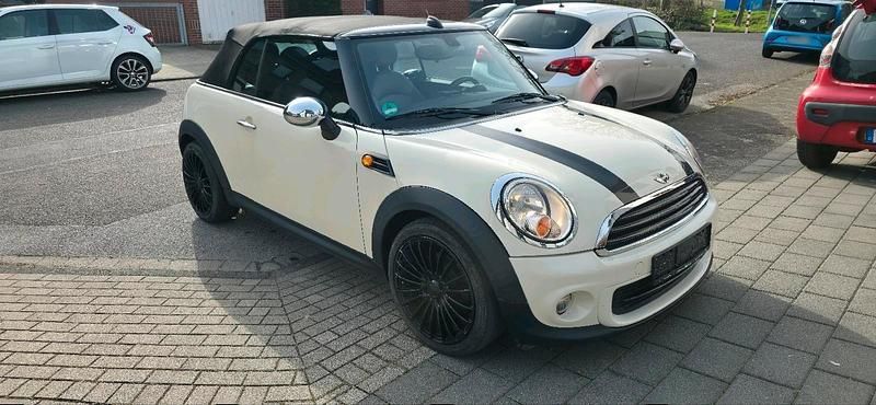 Gebraucht Mini Cooper Cabriolet 98 PS (72 kW) 2011 Weiß Cabrio