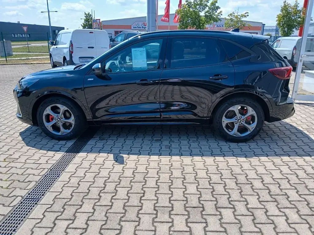 Neu Ford Kuga ST-Line X 179 PS (131 kW) 2026 Schwarz SUV