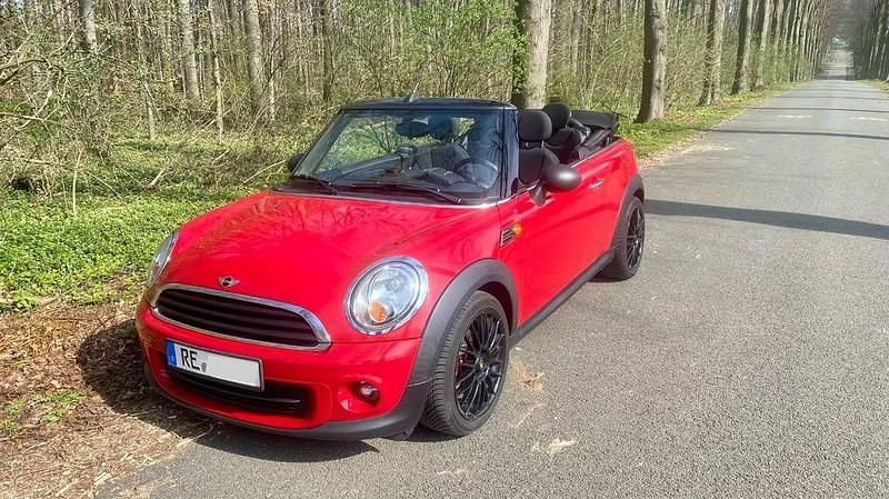 Gebraucht Mini One Cabriolet 98 PS (72 kW) 2013 Rot Cabrio