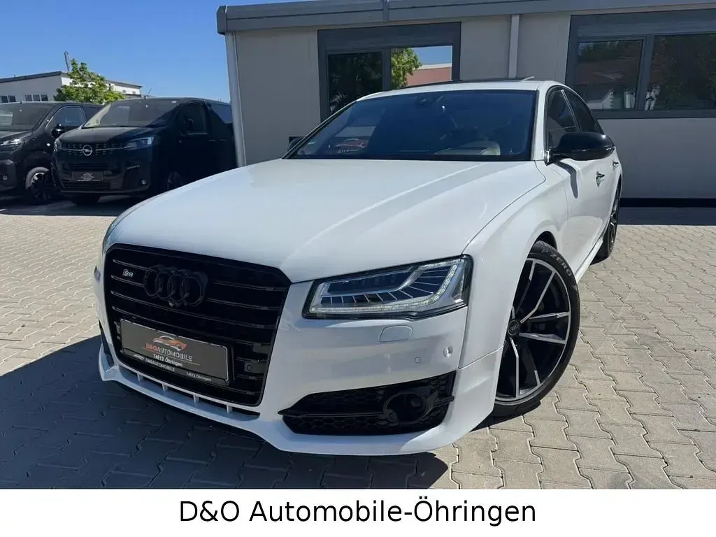 Gebraucht Audi S8 Ambiente 519 PS (381 kW) 2014 Weiß Limousine
