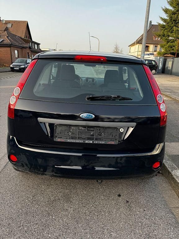 Gebraucht Ford Fiesta Fun X 60 PS (44 kW) 2007 Blau Kleinwagen