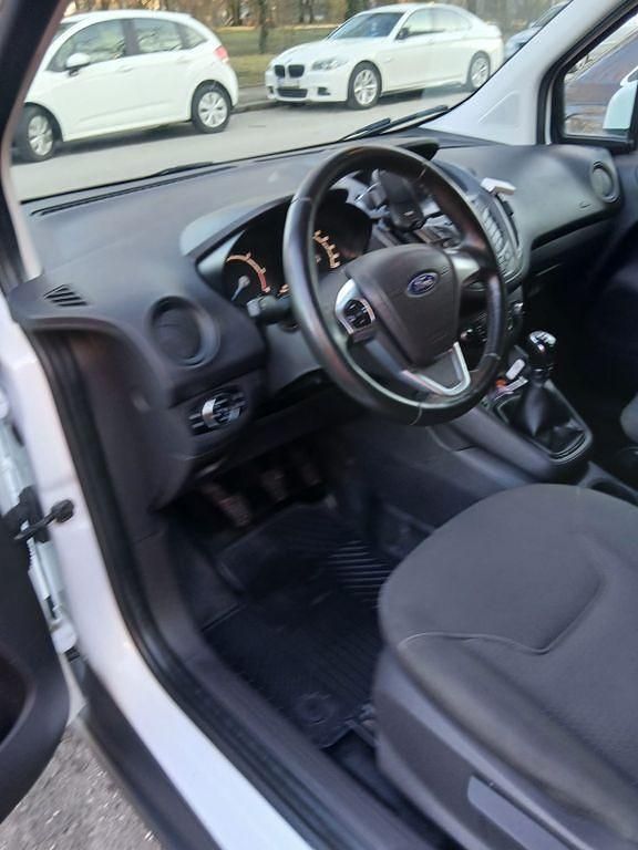 Gebraucht Ford Transit 75 PS (55 kW) 2017 Weiß Van / Kleinbus