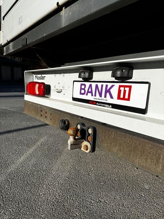 Second-hand Renault Master 131 CP (96 kW) 2019 Alb Berlinǎ