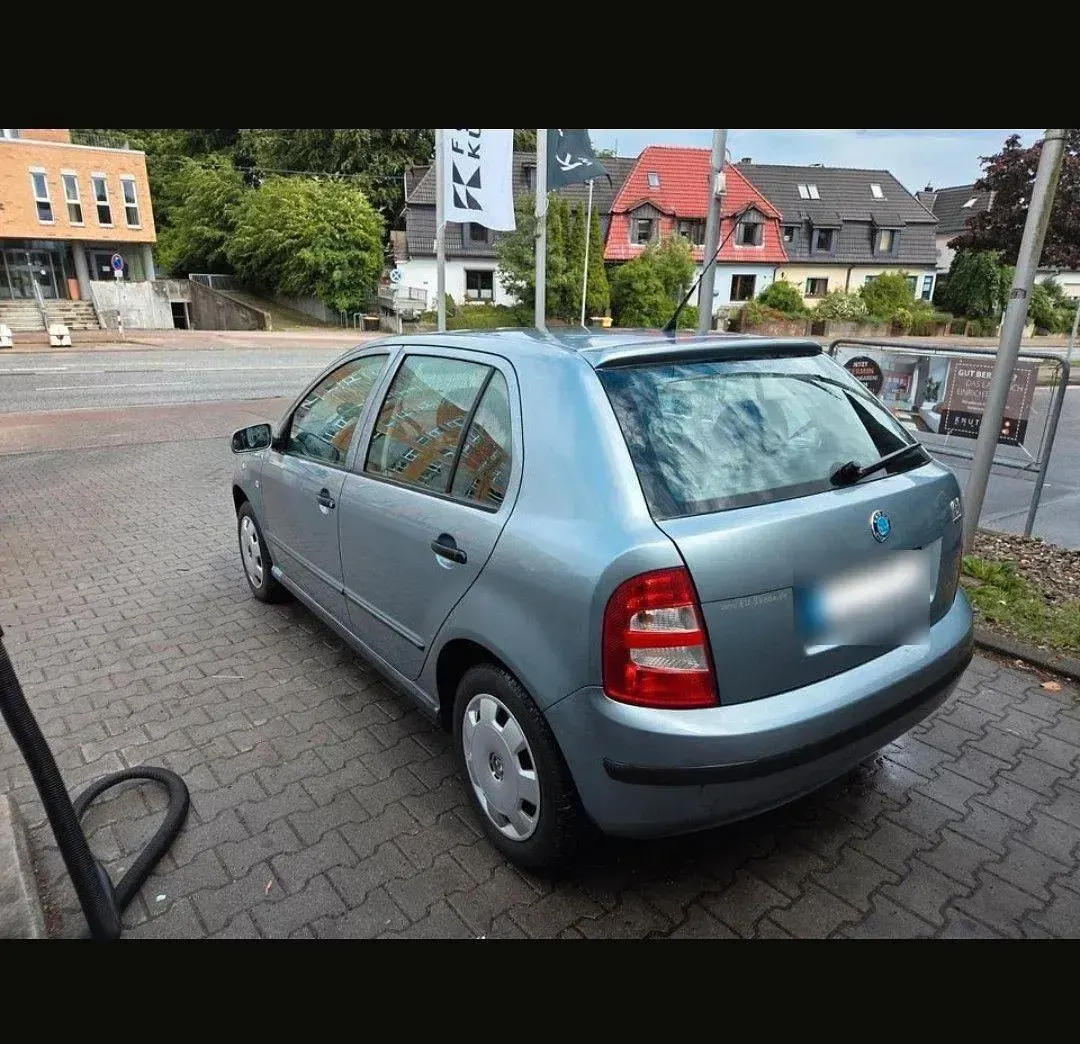 Gebraucht Skoda Fabia Classic 75 PS (55 kW) 2003 Blau Limousine
