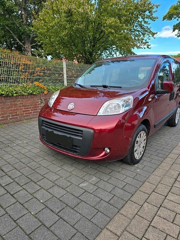 Braun Gebraucht 2011 Fiat Qubo Trekking Van / Kleinbus | 1.650 € (Guter Preis) - Bild 1/4