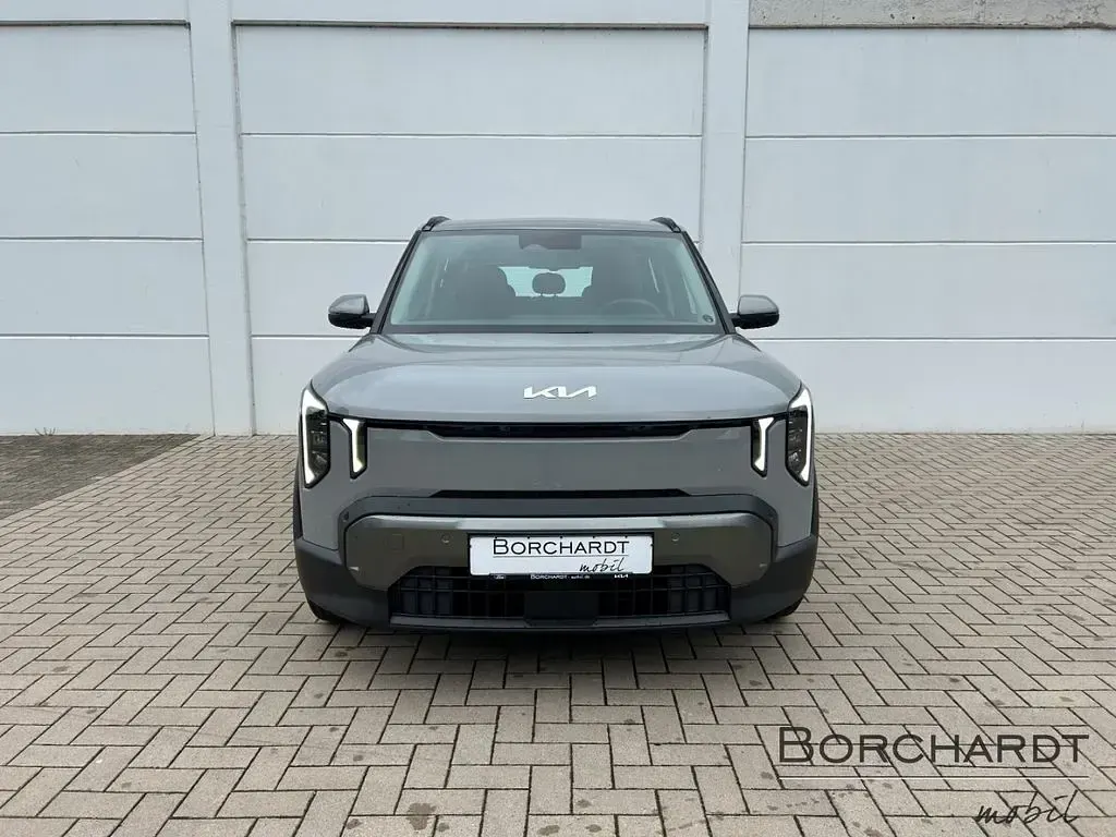 Neu Kia EV2 Earth 108 kW (147 PS) 2026 Grau SUV