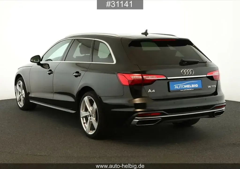 Gebraucht Audi A4 Advanced 150 PS (110 kW) 2023 Mythosschwarz metallic Kombi