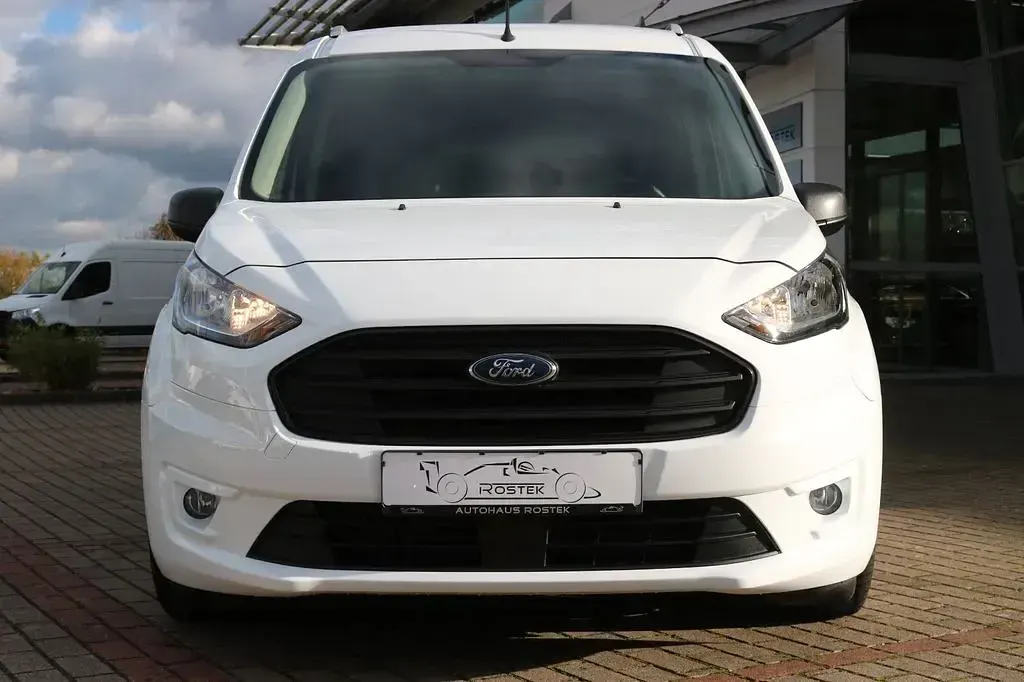 Używany Ford Transit Connect Trend 101 KM (74 kW) 2023 Biały Minivan