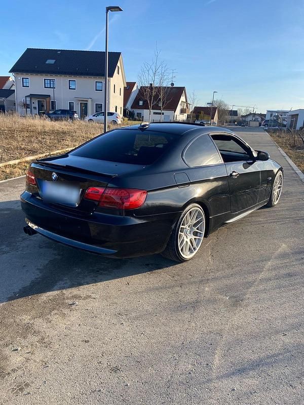 Gebraucht BMW 325 218 PS (160 kW) 2006 Schwarz Coupé