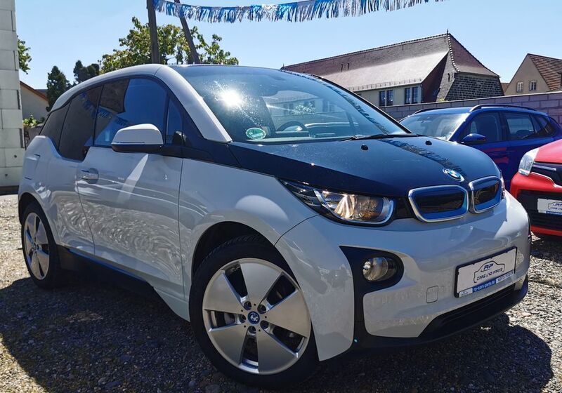 Gebraucht BMW i3 Comfort Edition 75 kW (102 PS) 2015 Capparisweiss mit akzent bmw i Kleinwagen