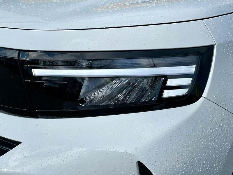 Neu Opel Frontera 145 PS (106 kW) 2026 Weiß SUV