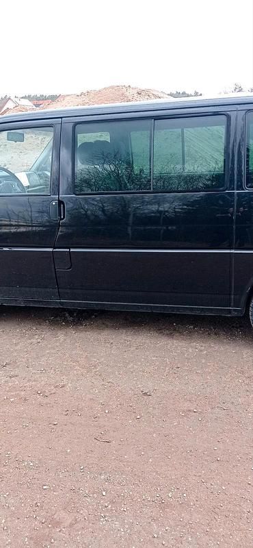 Używany VW T4 151 KM (111 kW) 2001 Czarny Van