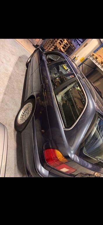 Gebraucht BMW 520 170 PS (125 kW) 2002 Grau Limousine