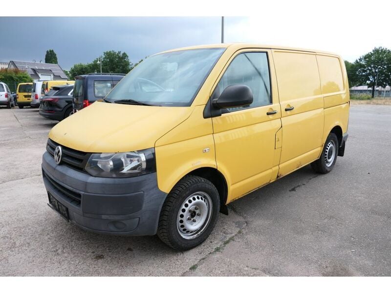 Gebraucht VW T5 84 PS (61 kW) 2010 Ginstergelb r1032 Van