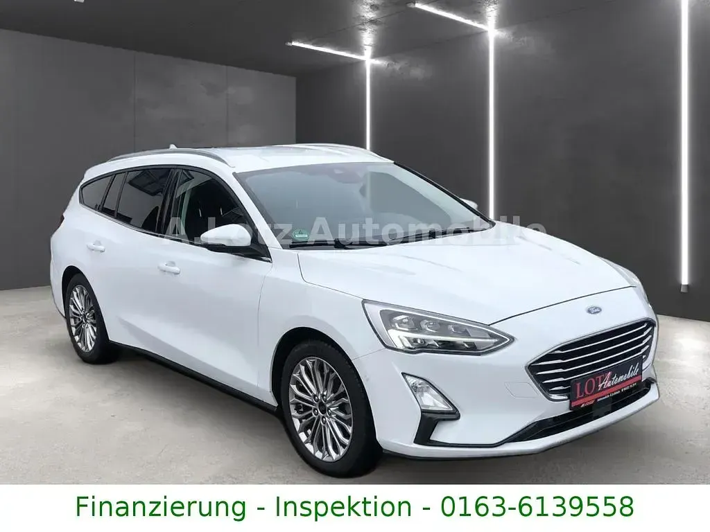 Używany Ford Focus Titanium 125 KM (91 kW) 2019 Biały Kombi