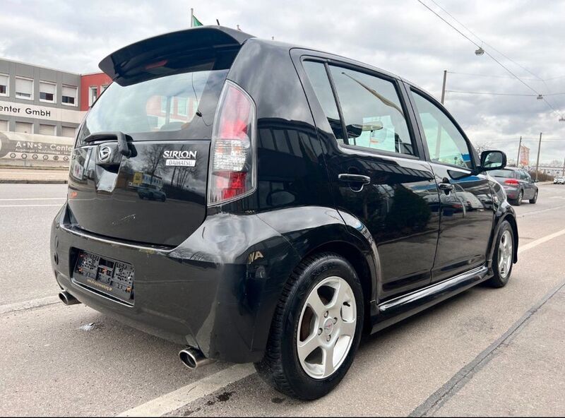 Gebraucht Daihatsu Sirion 87 PS (63 kW) 2005 Schwarz Kleinwagen
