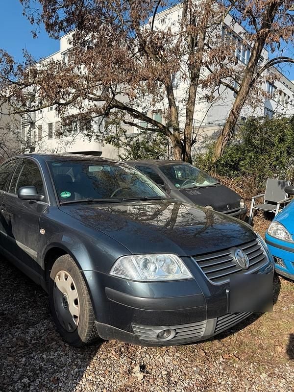 Gebraucht VW Passat 102 PS (75 kW) 2001 Braun Limousine