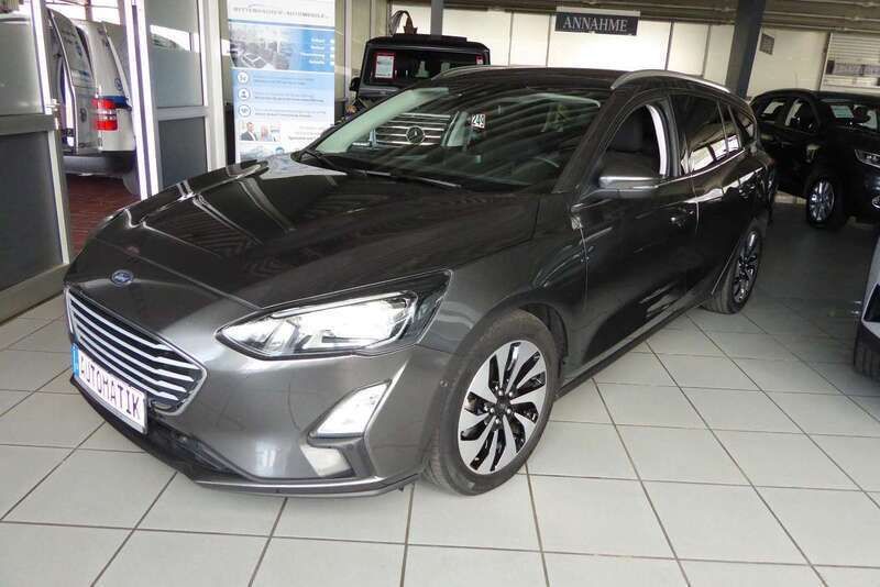 Grau Gebraucht 2020 Ford Focus Kombi | 16.990 € (Fairer Preis) - Bild 1/4