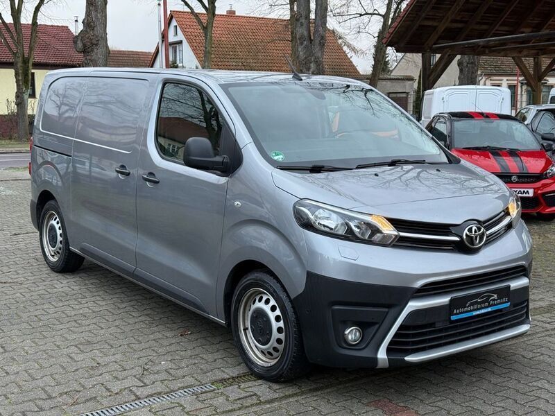 Gebraucht Toyota Proace Comfort 150 PS (110 kW) 2020 Silber Van / Kleinbus