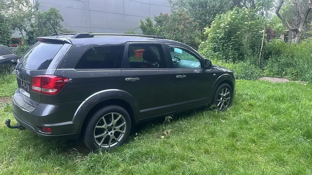 Gebraucht Fiat Freemont 170 PS (125 kW) 2013 Grau SUV