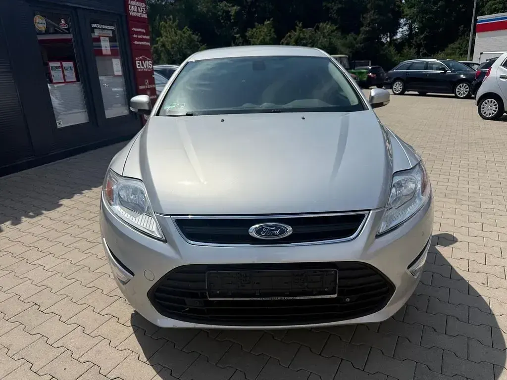 Gebraucht Ford Mondeo Trend 116 PS (85 kW) 2012 Limousine