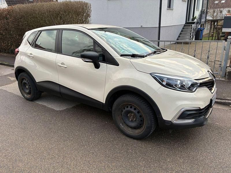 Gebraucht Renault Captur Life 90 PS (66 kW) 2017 Beige SUV