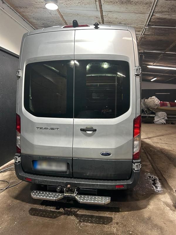 Gebraucht Ford Transit 120 PS (88 kW) 2015 Silber Van / Kleinbus