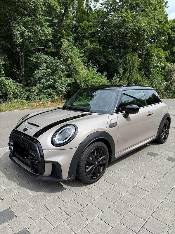 Beige Gebraucht 2022 Mini John Cooper Works Kleinwagen | 26.950 € (Superpreis) - Bild 1/4