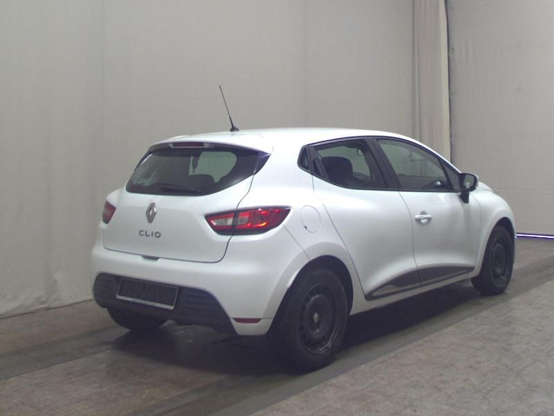 Gebraucht Renault Clio V 86 PS (63 kW) 2020 Weiss Limousine