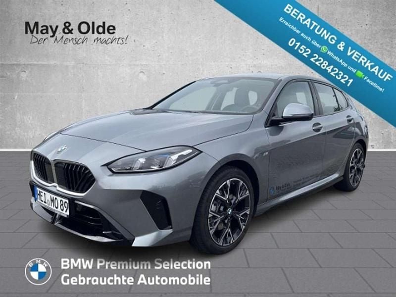 Skyscraper grau metallic Gebraucht 2025 BMW 120 M Sport Kleinwagen | 33.333 € (Superpreis) - Bild 1/4