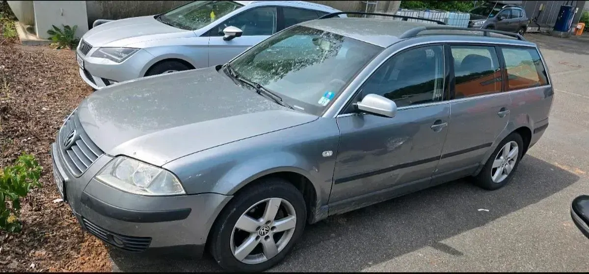 Gebraucht VW Passat 131 PS (96 kW) 2003 Grau Kombi