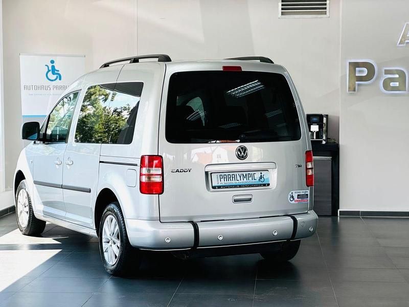 Gebraucht VW Caddy Comfortline 105 PS (77 kW) 2011 Silber Van / Kleinbus