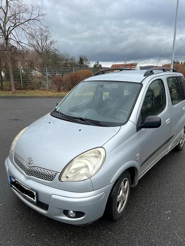 Gebraucht Toyota Yaris Sol 67 PS (49 kW) 2004 Grau Kleinwagen