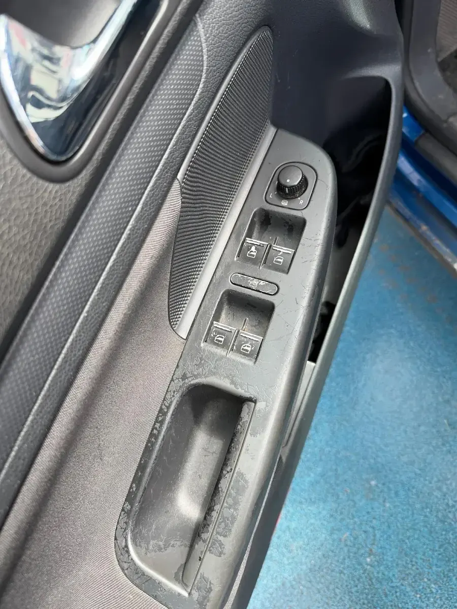 Gebraucht VW Golf V 75 PS (55 kW) 2004 Blau Kleinwagen