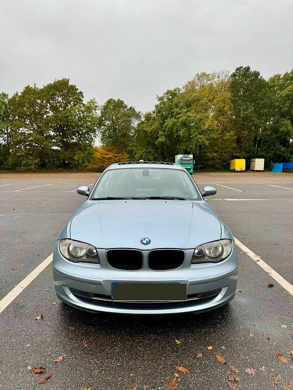 Gebraucht 2010 BMW 118 Kleinwagen | 5.800 € (Etwas zu teuer) - Bild 1/4