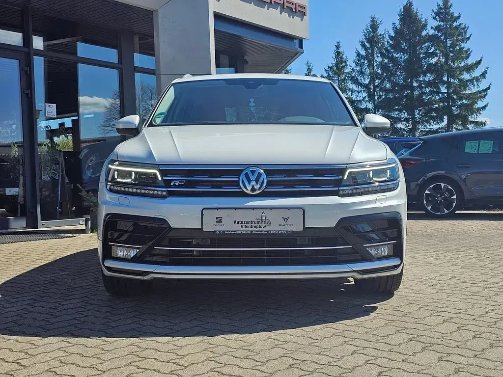 Gebraucht VW Tiguan Highline 150 PS (110 kW) 2020 Weiß SUV