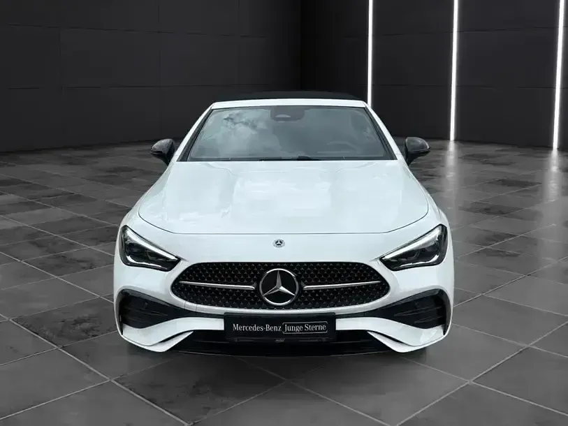 Gebraucht Mercedes CLE200 AMG 204 PS (150 kW) 2025 Polarweiß uni Cabrio