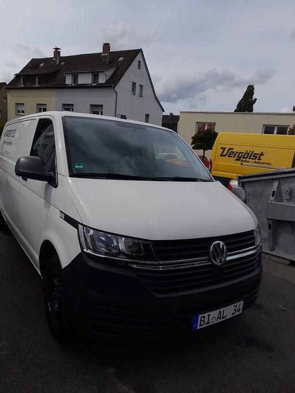 Weiß Gebraucht 2023 VW T6.1 Van | 19.500 € (Teuer) - Bild 1/4