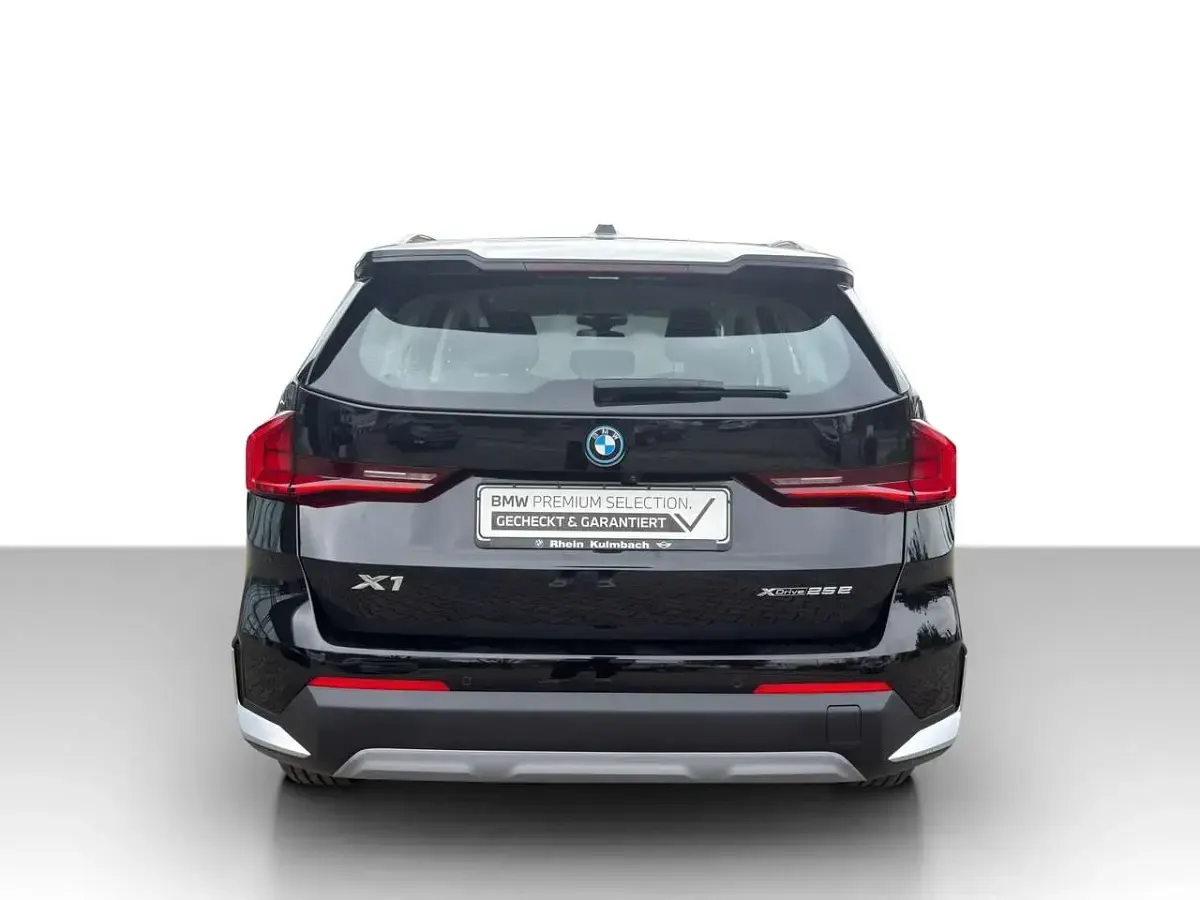 Gebraucht BMW X1 136 PS (100 kW) 2023 Schwarz SUV