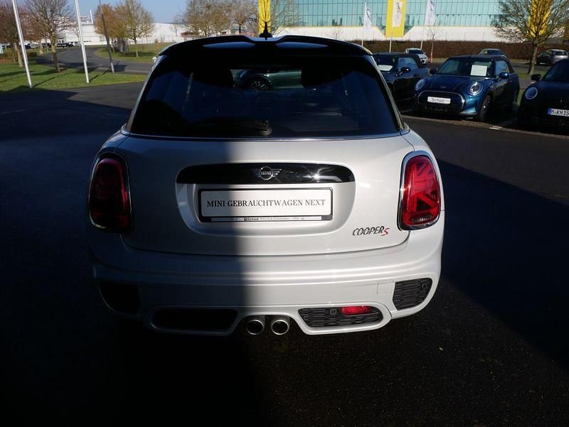 Gebraucht Mini Cooper S 192 PS (141 kW) 2020 Weiß Kleinwagen