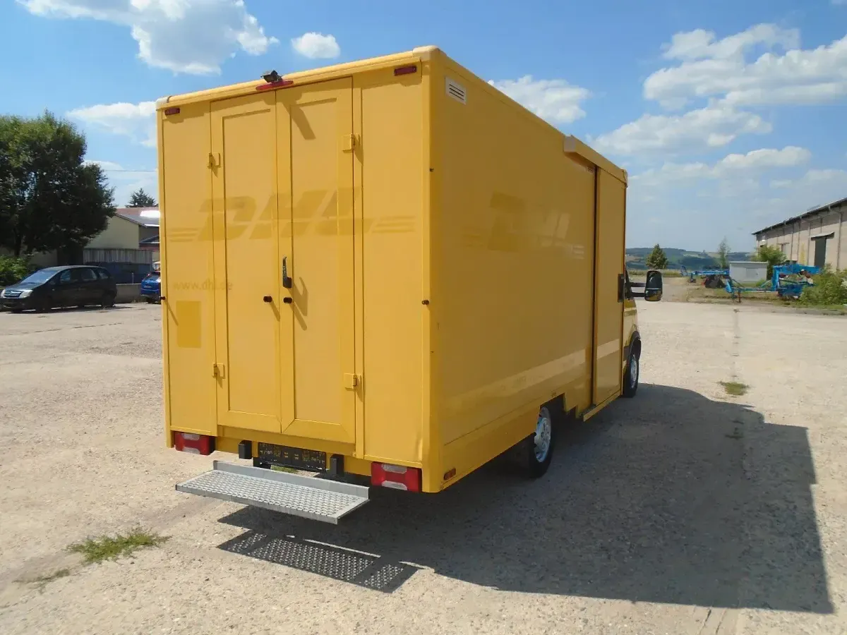 Gebraucht Iveco Daily 105 PS (77 kW) 2013 Gelb Van / Kleinbus