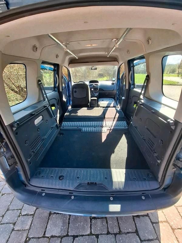 Second-hand Renault Kangoo 114 CP (83 kW) 2014 Monovolum