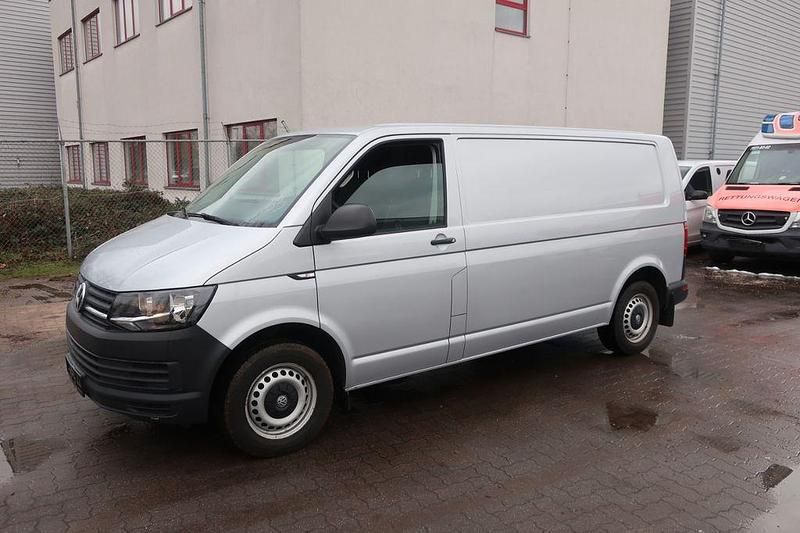 Gebraucht VW T6 114 PS (83 kW) 2017 Silber Van