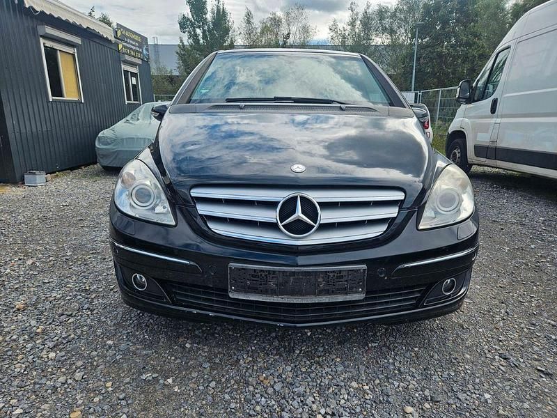 Schwarz Gebraucht 2008 Mercedes B200 Edition Van / Kleinbus | 1.899 € (Superpreis) - Bild 1/4