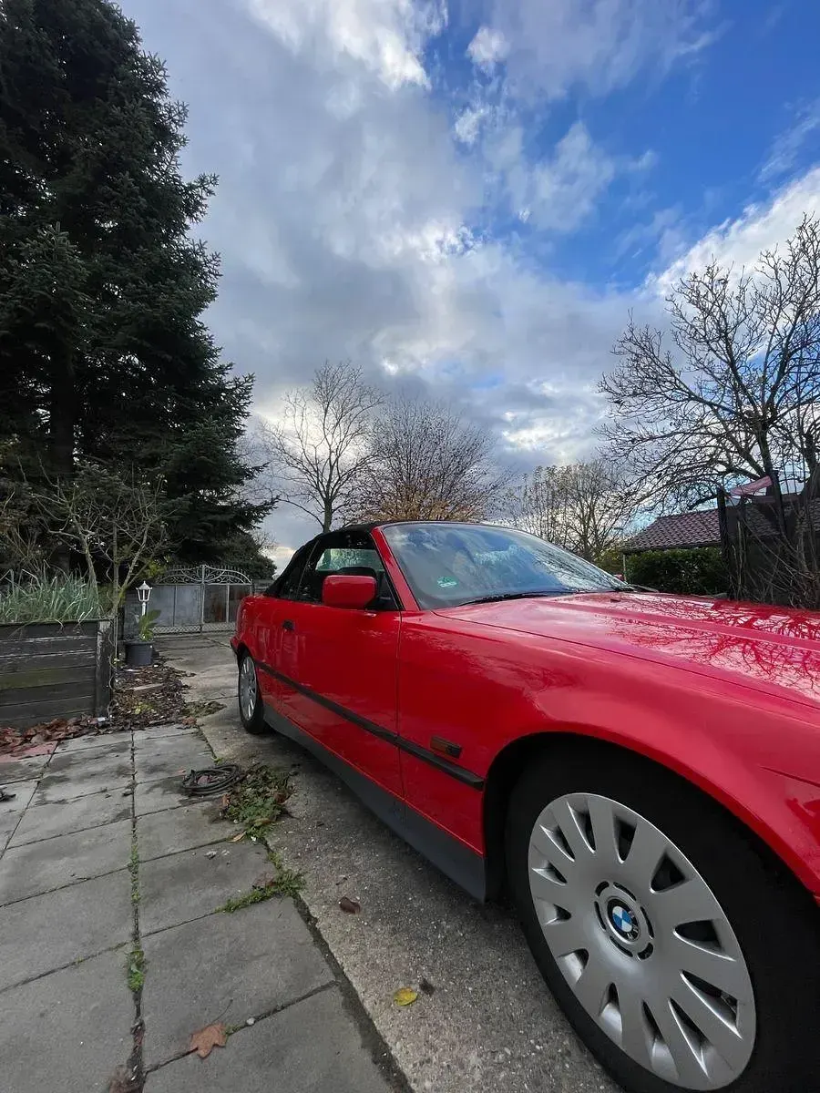 Brugt BMW 318 Cabriolet Performance 116 HK (85 kW) 1995 Rød Cabriolet