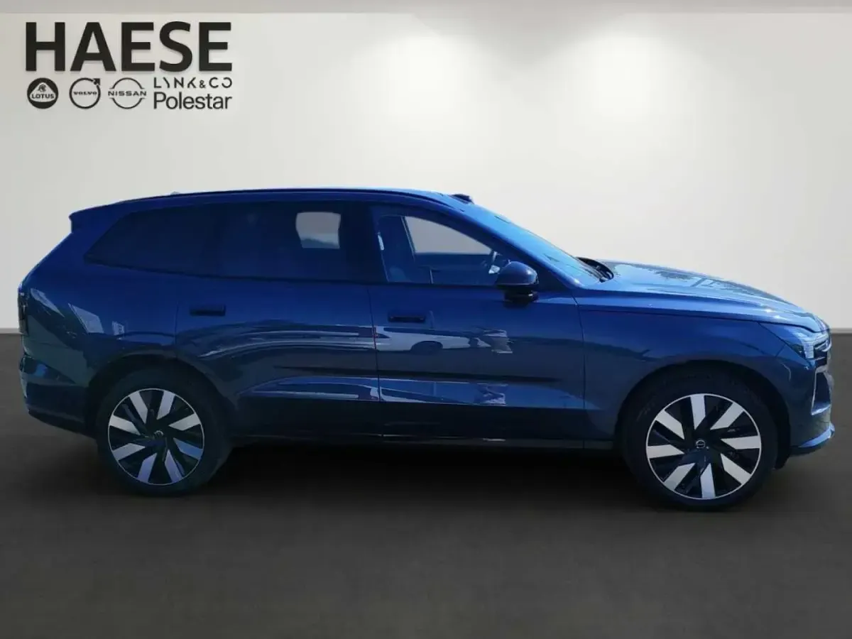 Gebraucht Volvo EX90 Ultra 300 kW (408 PS) 2025 Denim blue / metallic SUV