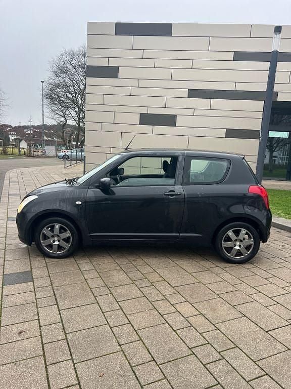 Gebraucht Suzuki Swift Club 92 PS (67 kW) 2006 Schwarz Kleinwagen