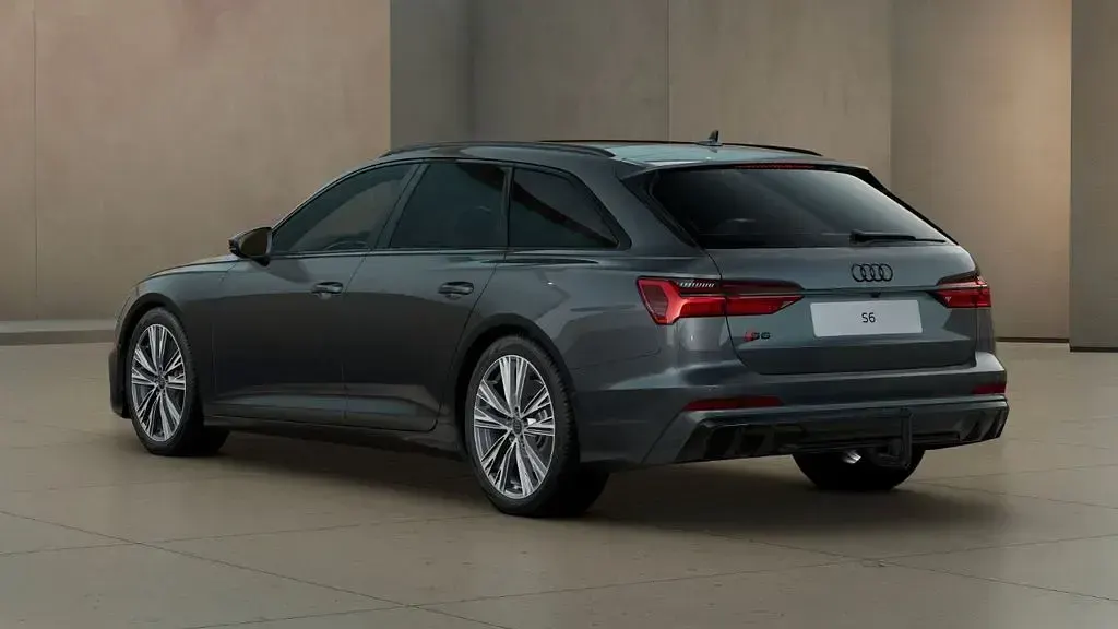 Gebraucht Audi S6 Sport 344 PS (253 kW) 2024 Daytonagrau perleffekt Kombi